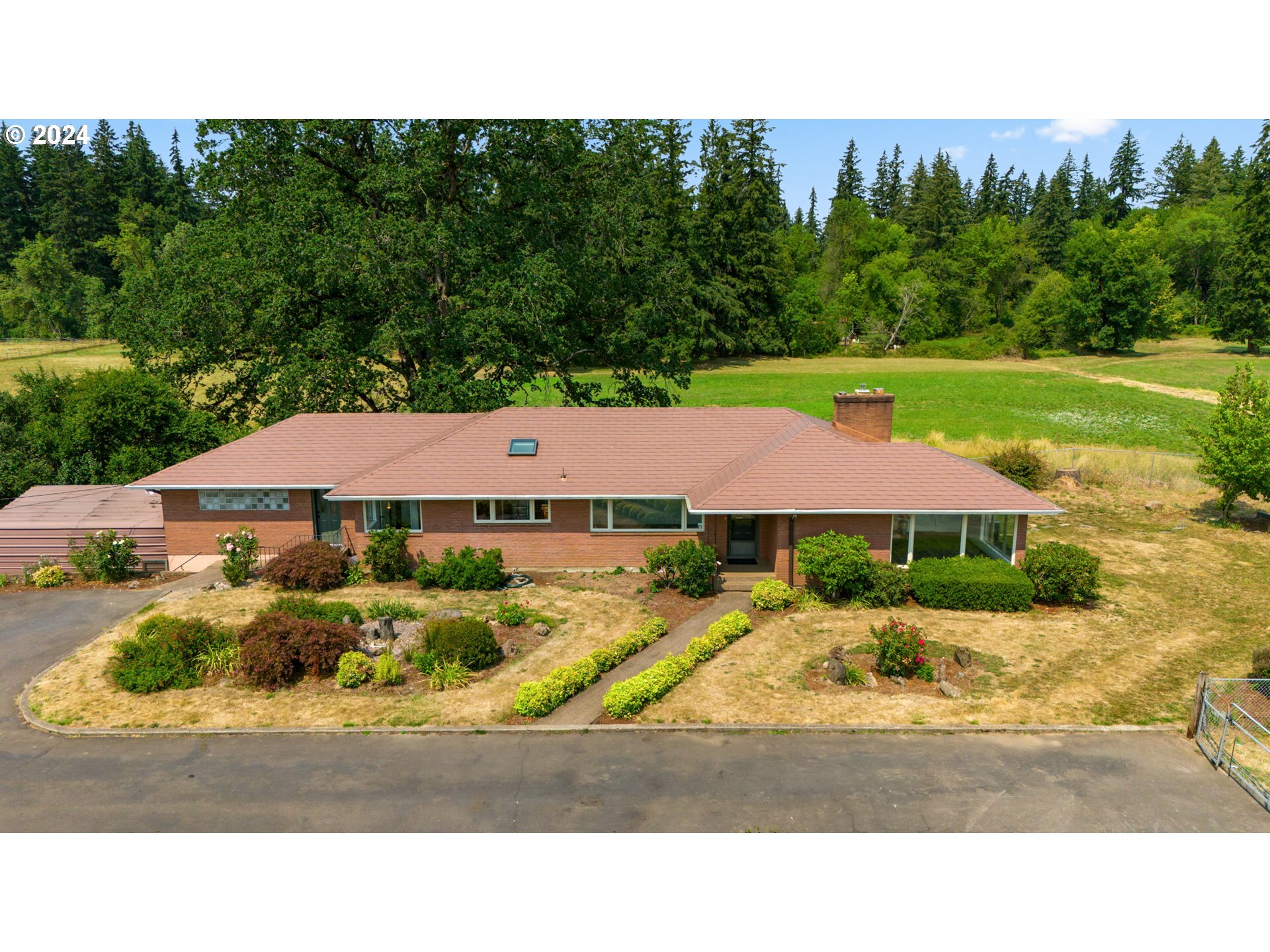 Property Photo:  18908 NE 65th St  WA 98682 