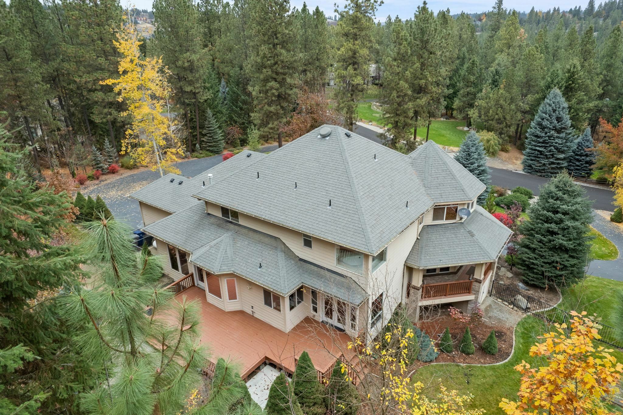 Property Photo:  12910 E Fairway Ridge Ln  WA 99224 