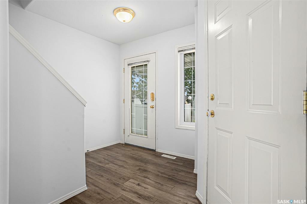 Property Photo:  615 McWillie Avenue 101  SK S7S 1J4 