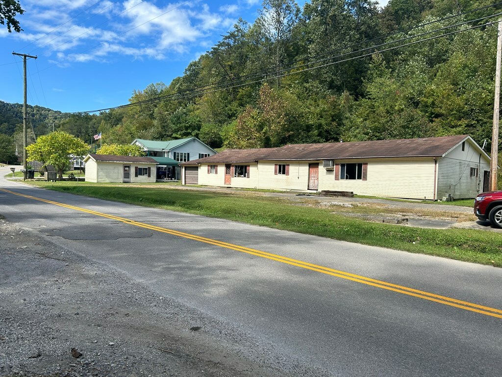 Property Photo: 870 Stephens Branch Road KY 41649