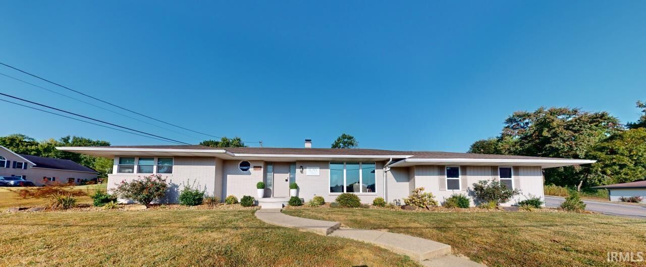 Property Photo:  813 Dorbett Street  IN 47546 