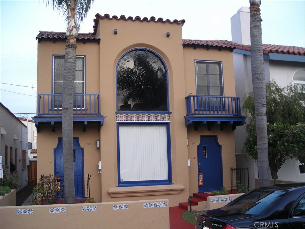 Property Photo:  50 1/2 Covina Avenue  CA 90803 