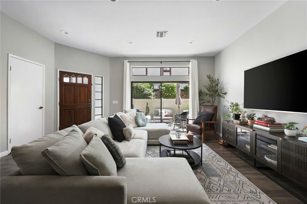 Property Photo:  22525 Sherman Way 703  CA 91307 