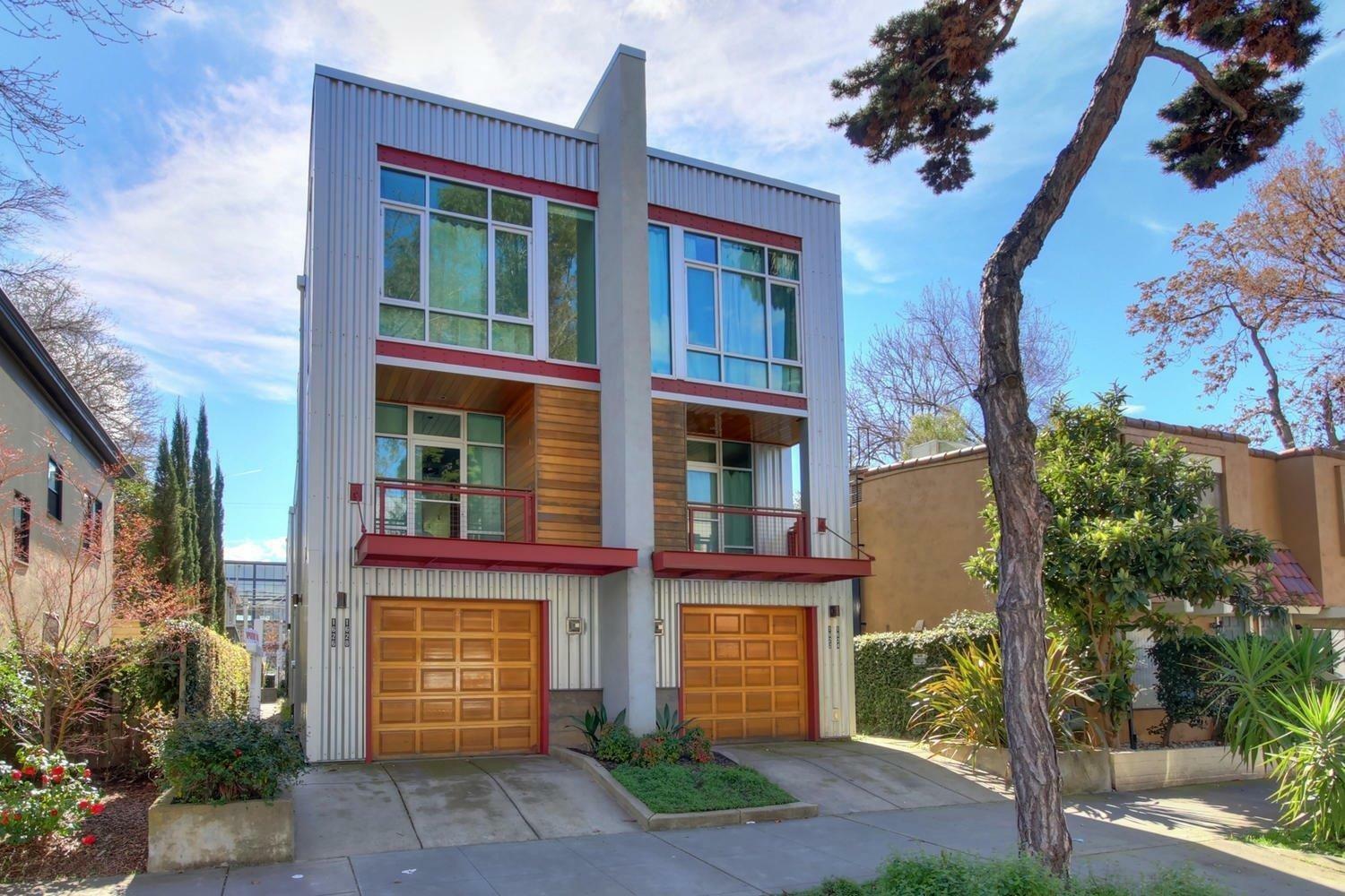 Property Photo:  1626 Q Street  CA 95811 