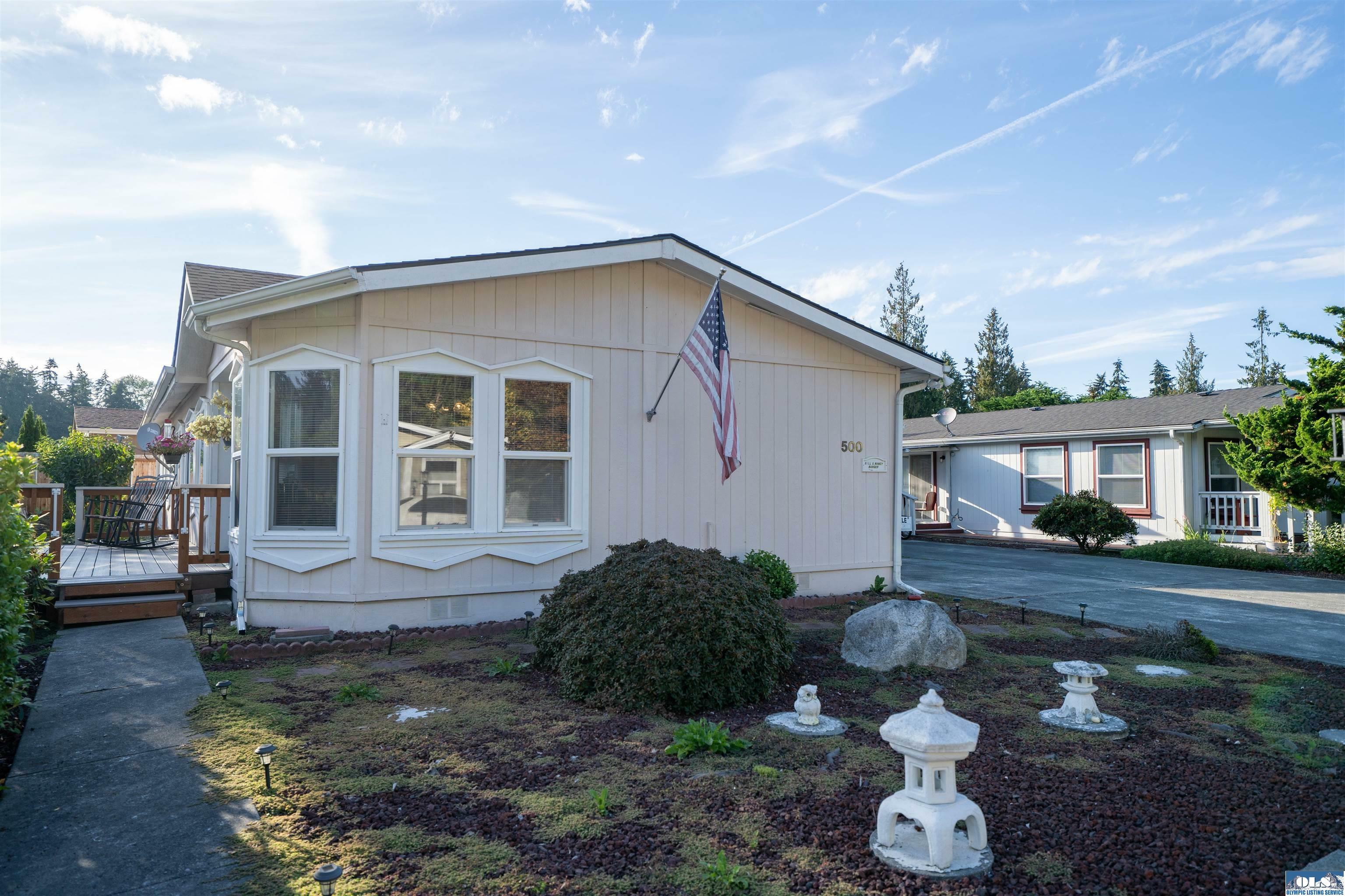 Property Photo: 500 Parkwood Blvd WA 98382