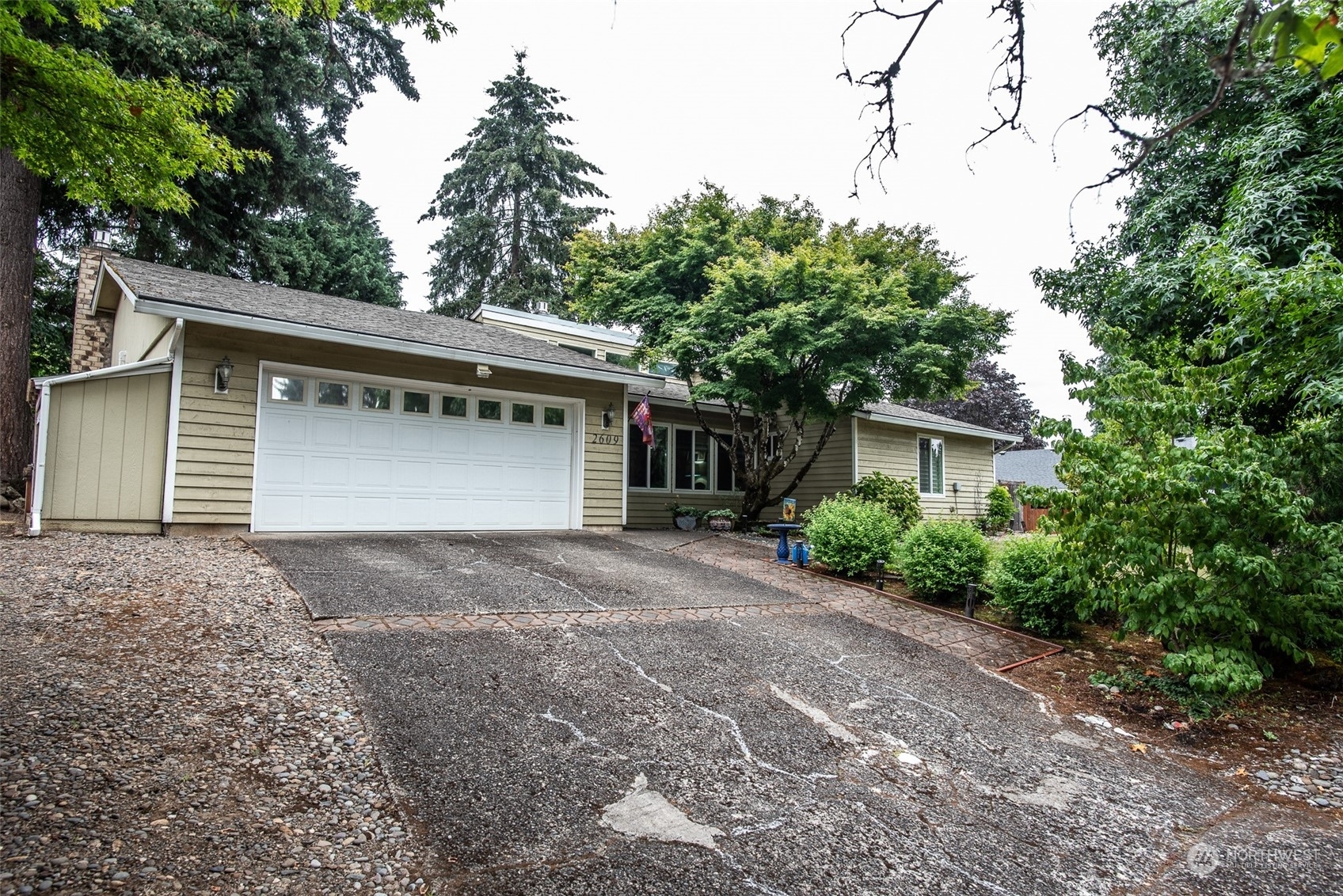 Property Photo:  2609 SE Talton Avenue  WA 98683 