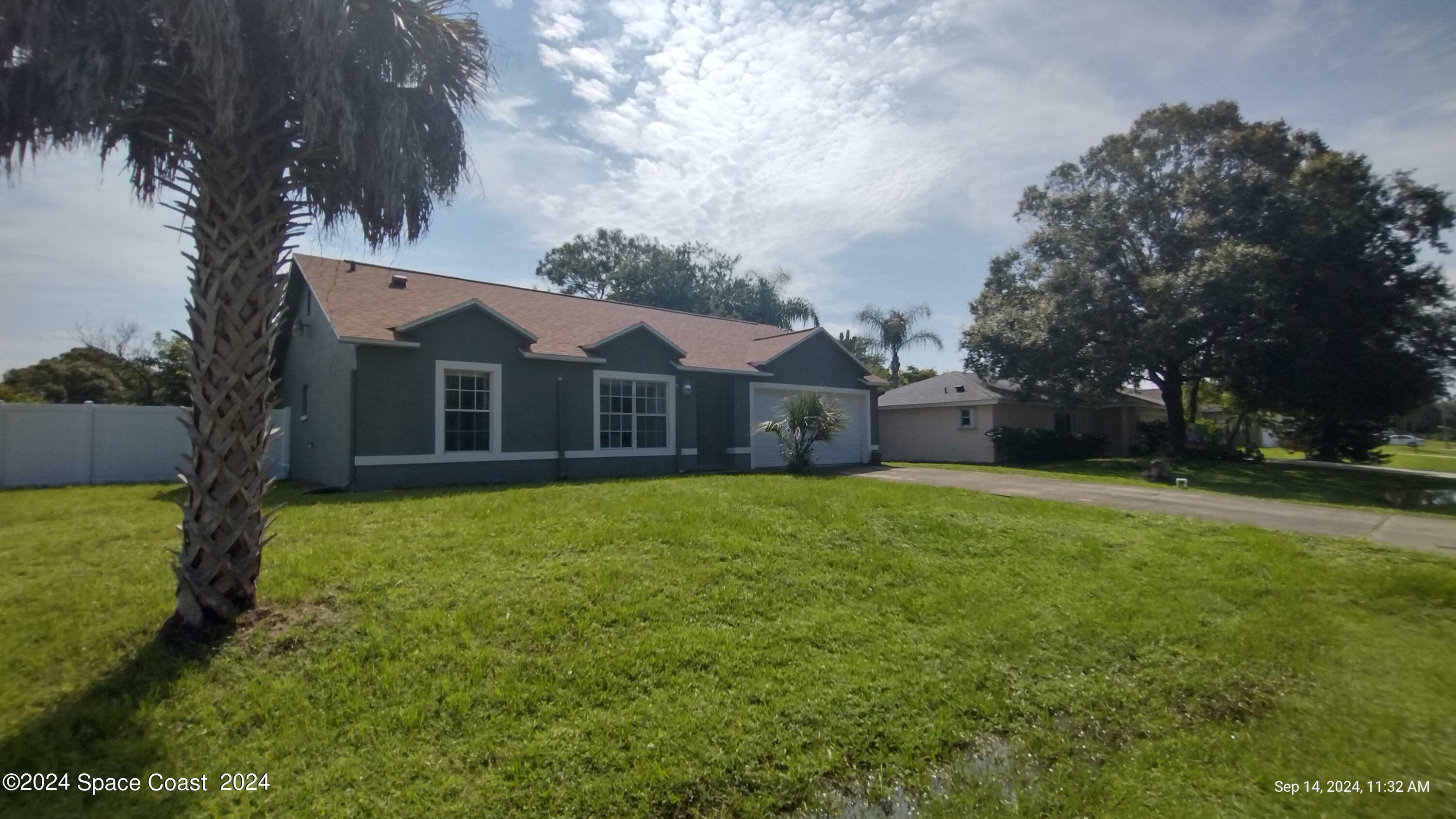 Property Photo:  669 Gerhard SW  FL 32908 