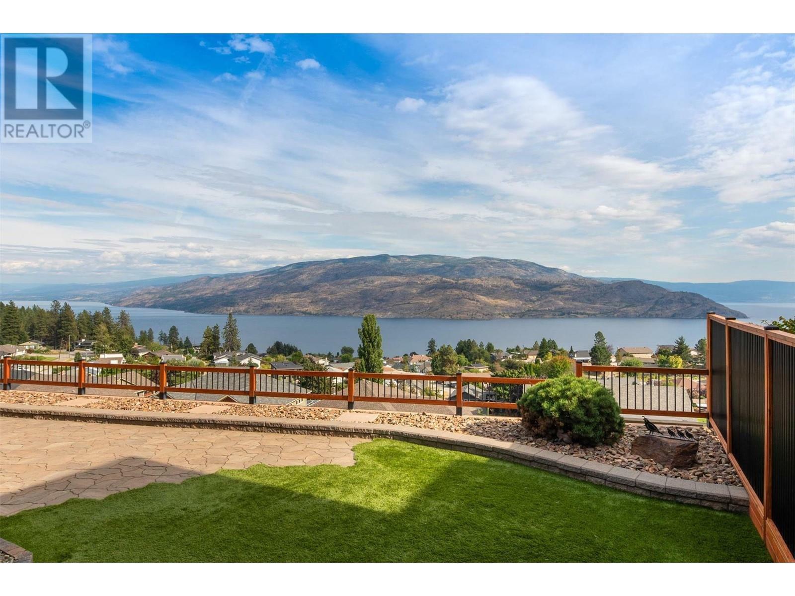 6127 Seymoure Lane  Peachland BC V0H 1X4 photo