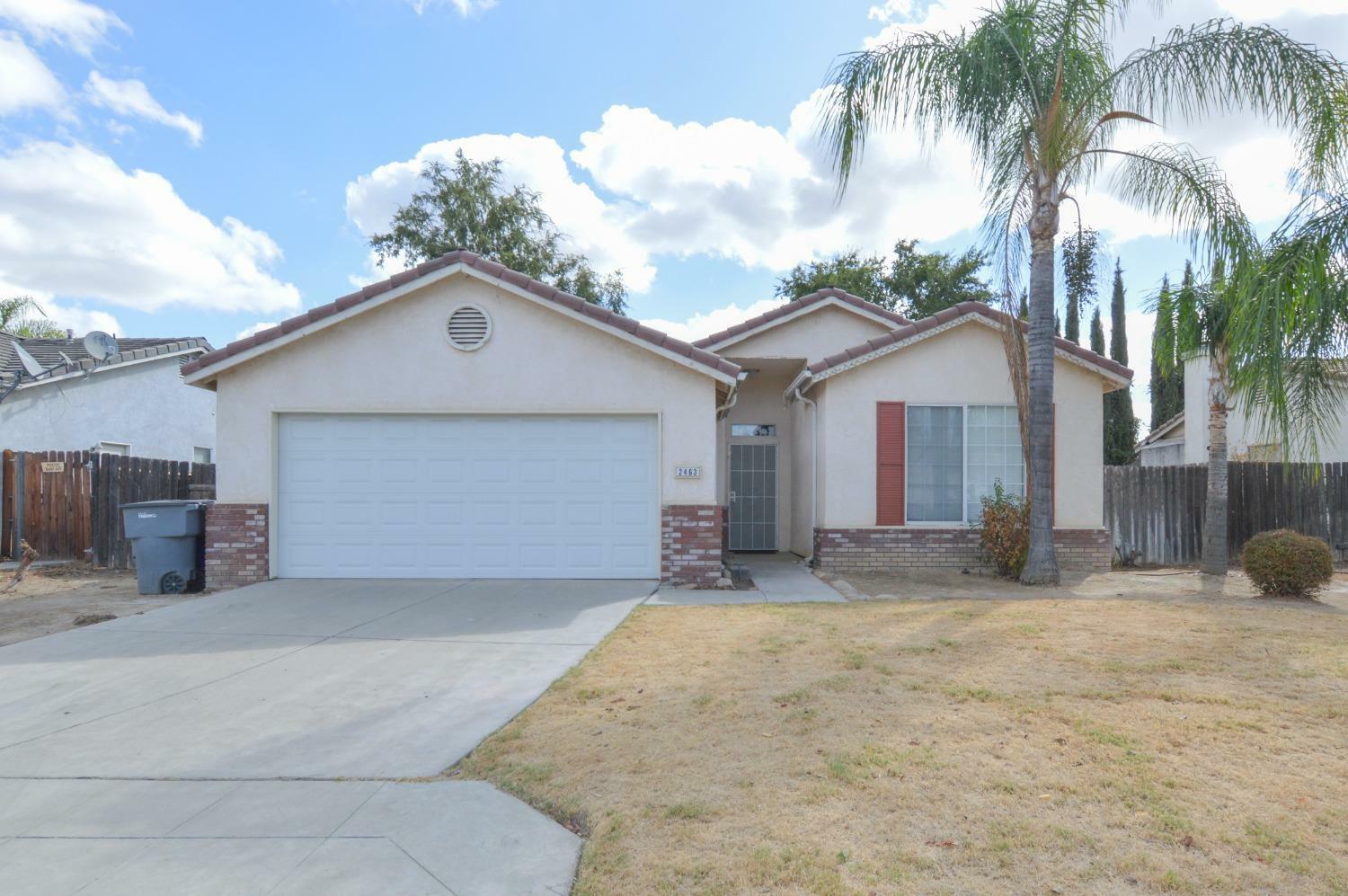 Property Photo:  2463 S Manila Avenue  CA 93727 