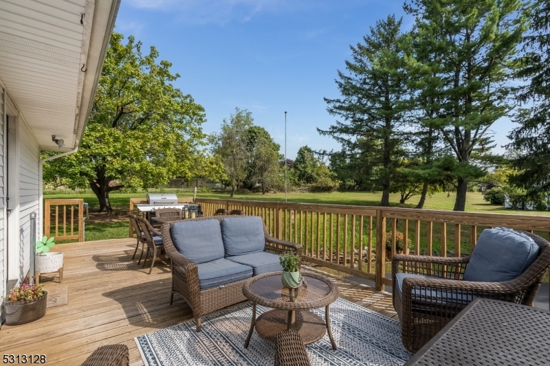 Property Photo:  19 Fawn Ridge Drive  NJ 08848 