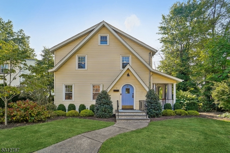 Property Photo:  12 Buckingham Garden Pkwy  NJ 07040 