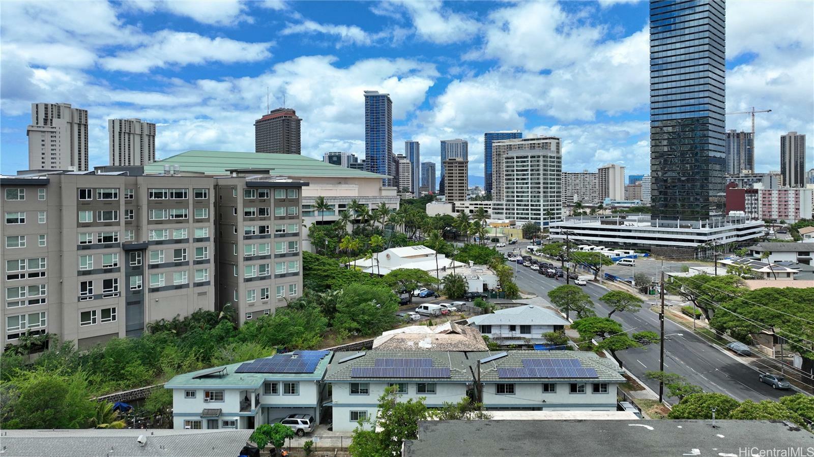 1867 Kapiolani Boulevard Mainhouse, A &Amp B  Honolulu HI 96826 photo