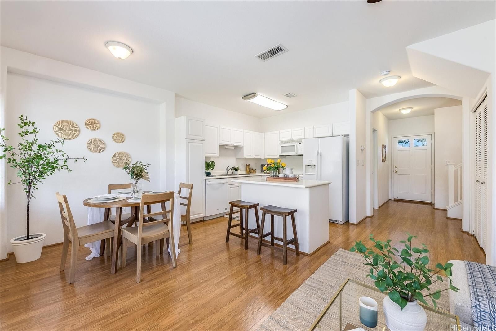 Property Photo: 91-1032 Kaimalie Street P3 HI 96706