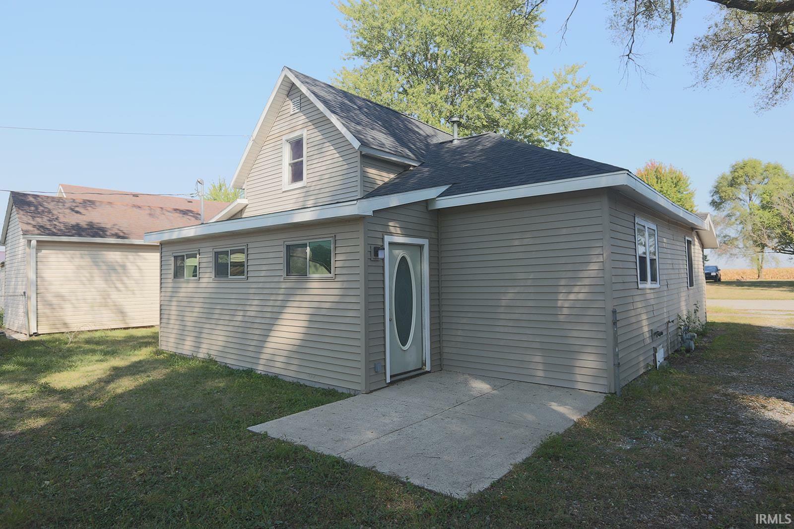 Property Photo:  275 W Scott Street  IN 46770-9618 