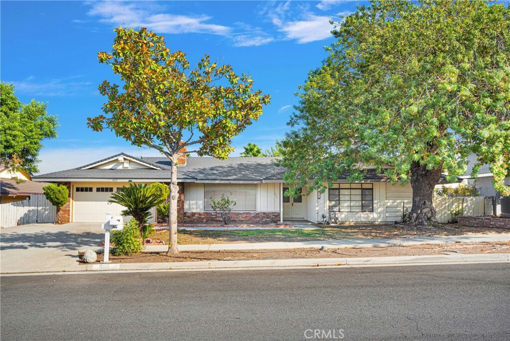 Property Photo:  566 Greengate Street  CA 92879 