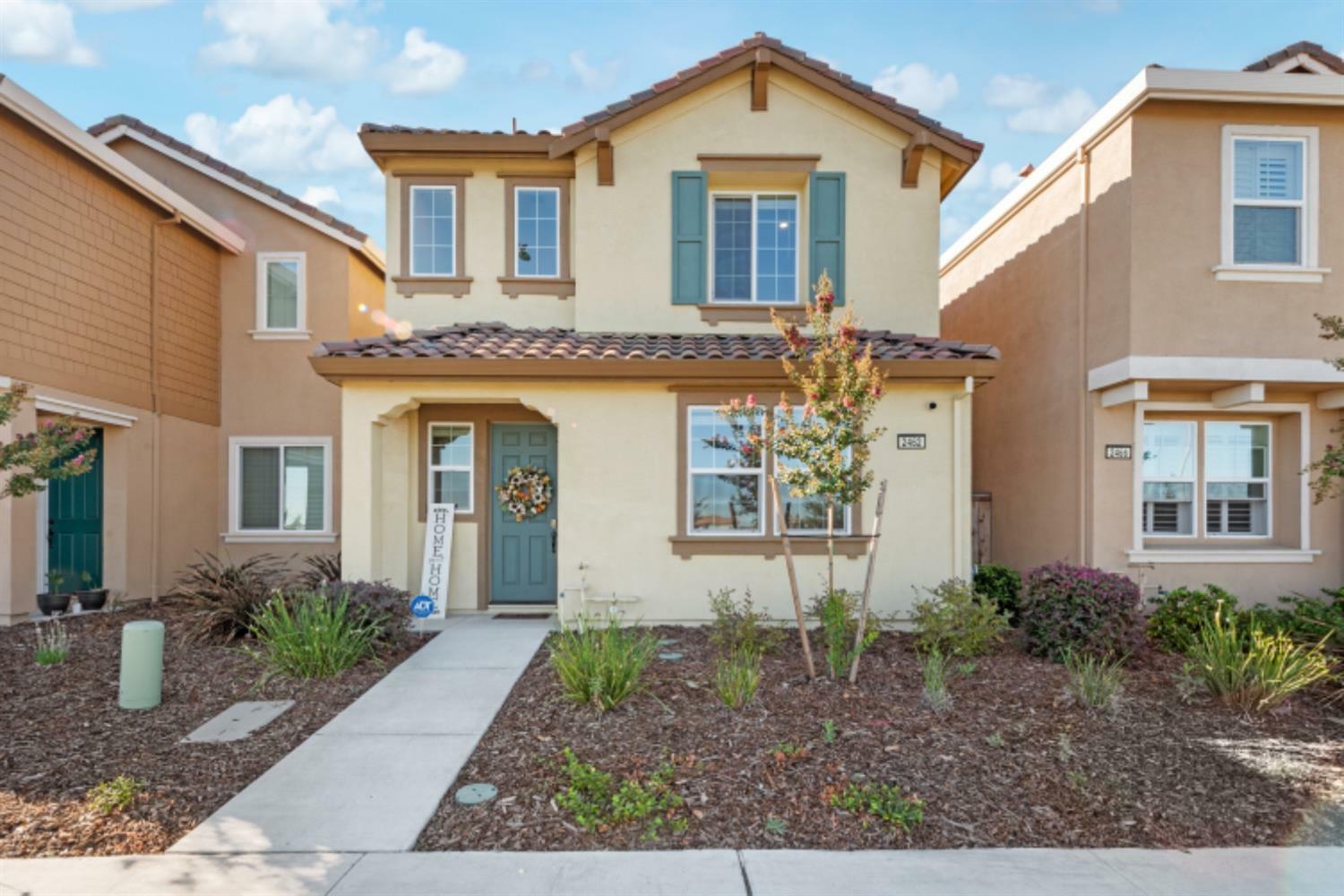 2462 Natomas Crossing Drive  Sacramento CA 95834 photo