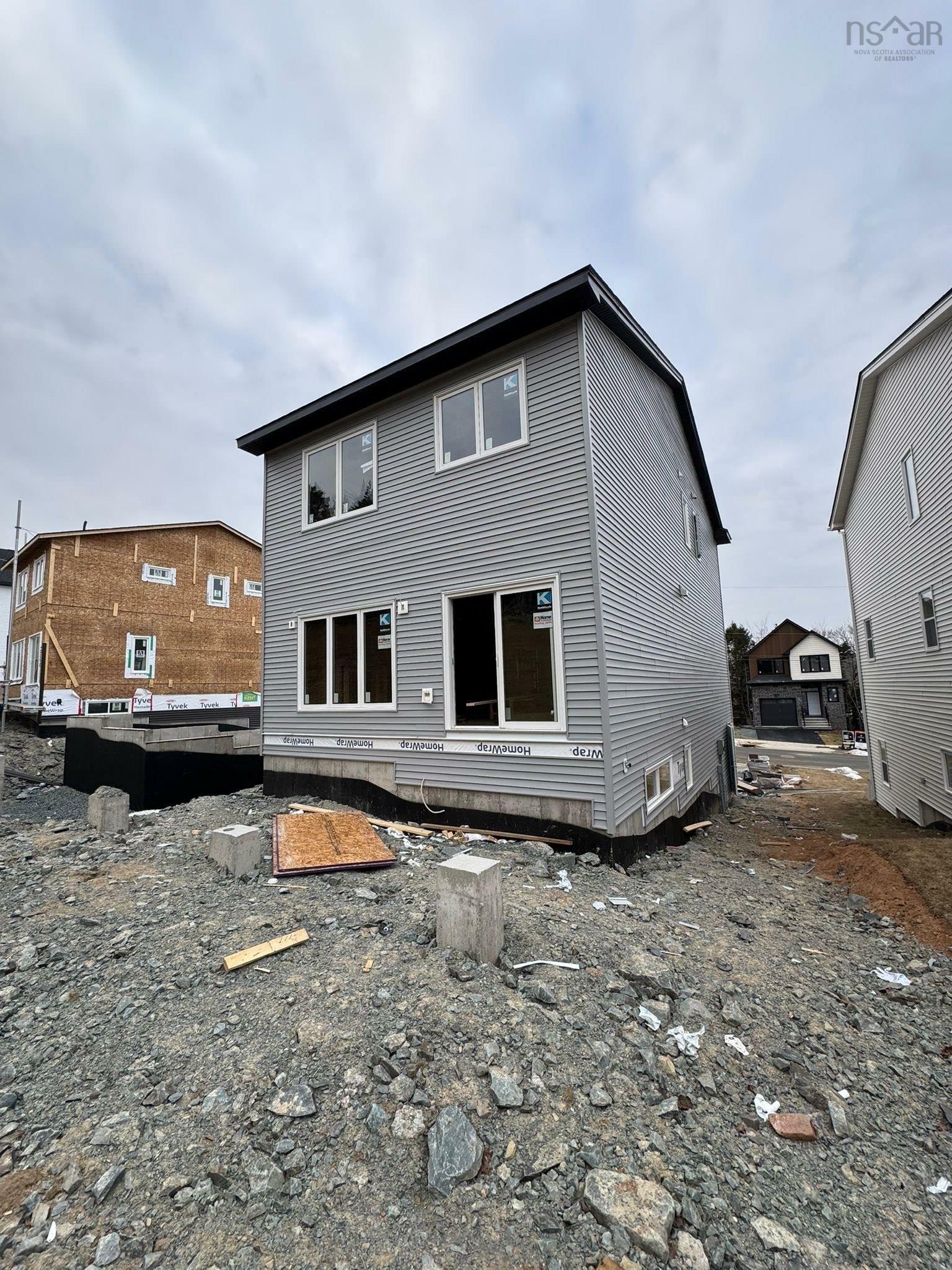 Property Photo:  58 Pearlgarden Close  NS B2X 0C2 