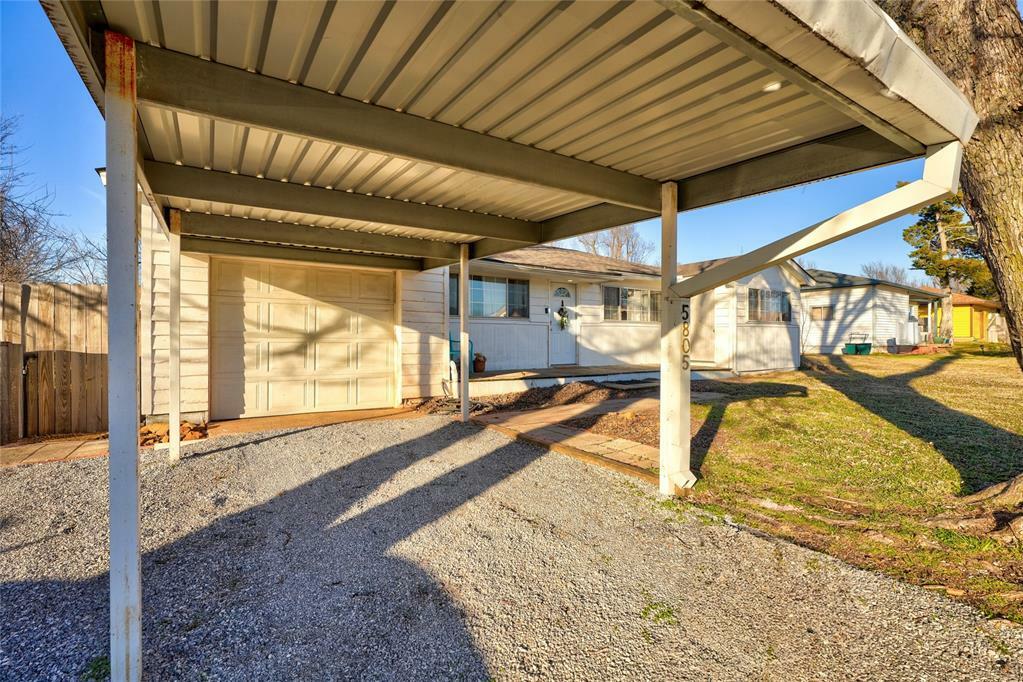 Property Photo:  5805 SE 8th Street  OK 73110 