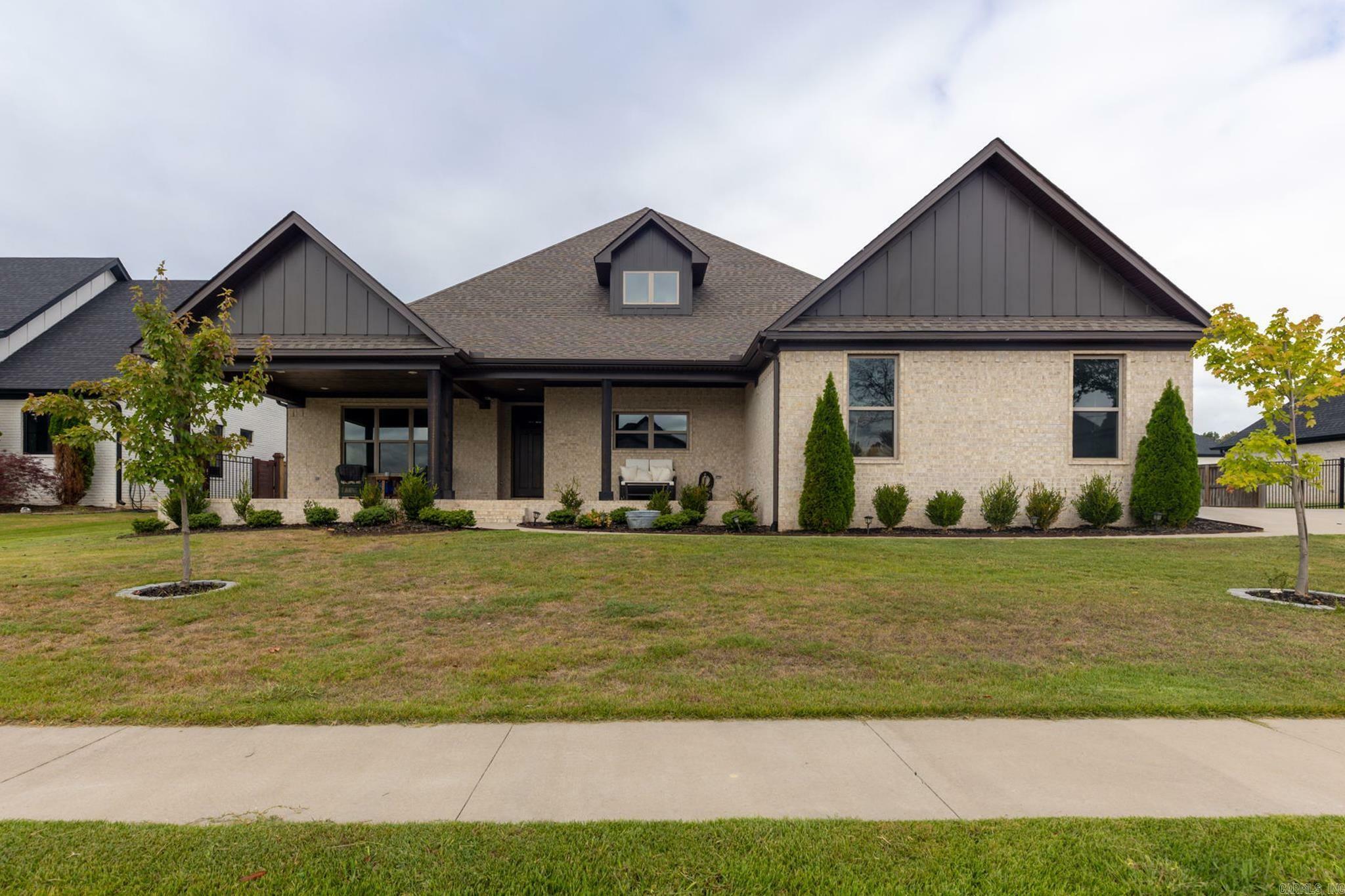 Property Photo:  7429 Lake Point Circle  AR 72019 