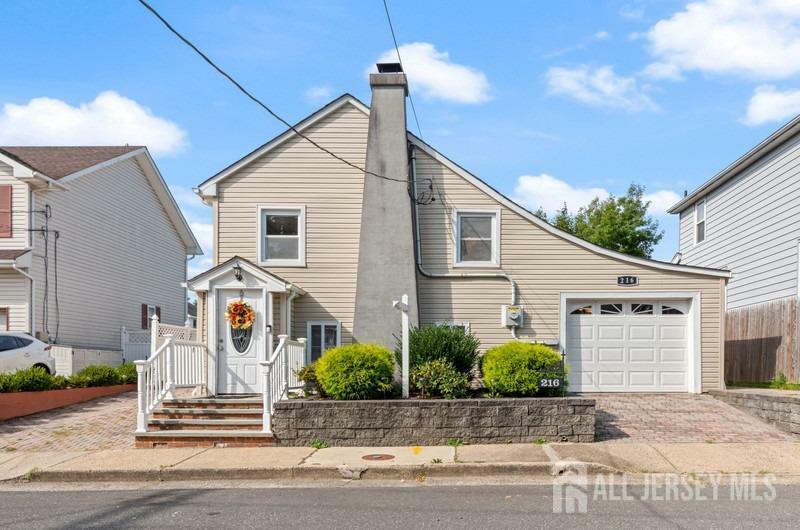 Property Photo:  216 S 14th Avenue S  NJ 08835 