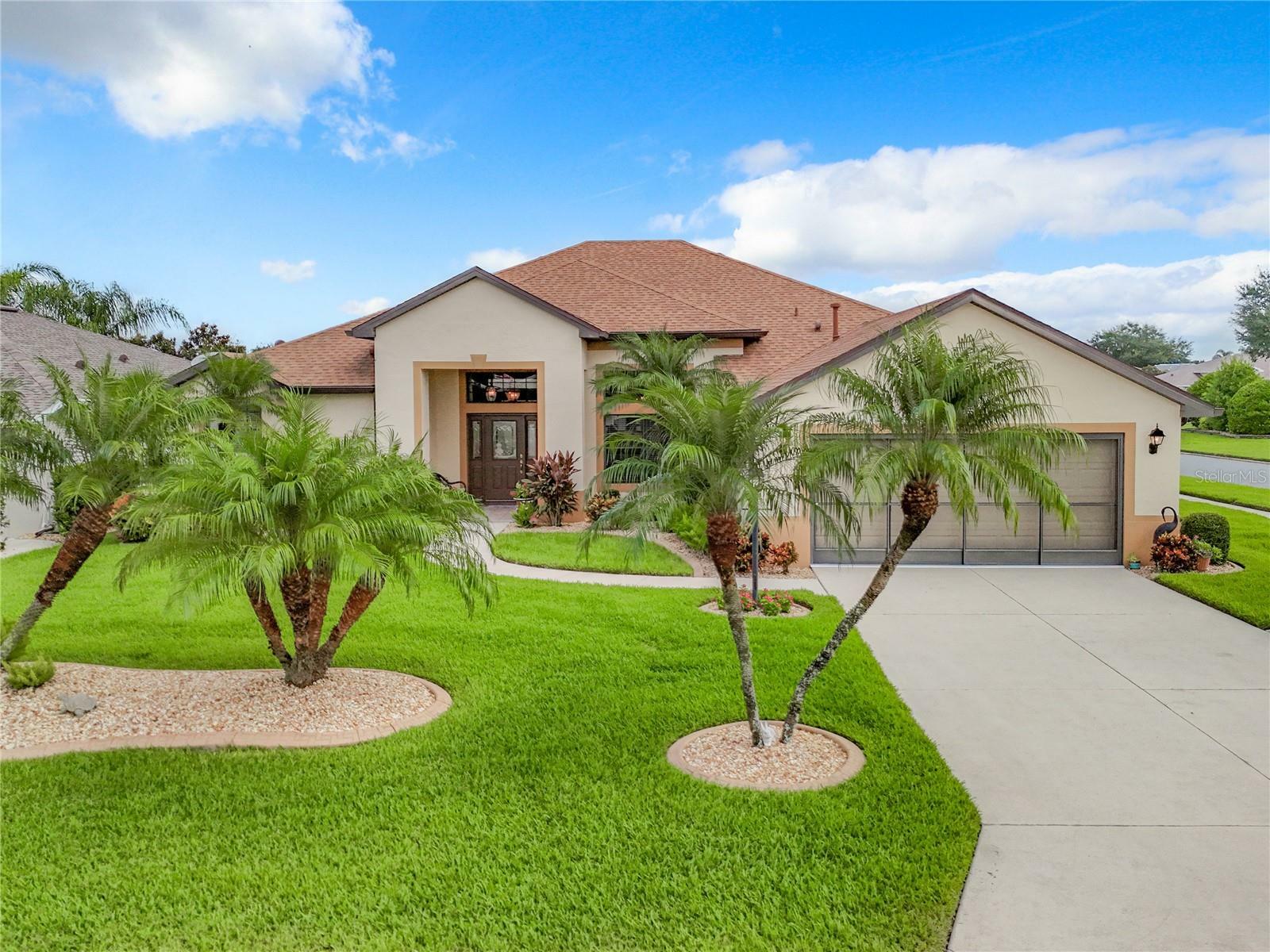 Property Photo: 27002 Old English Court FL 34748