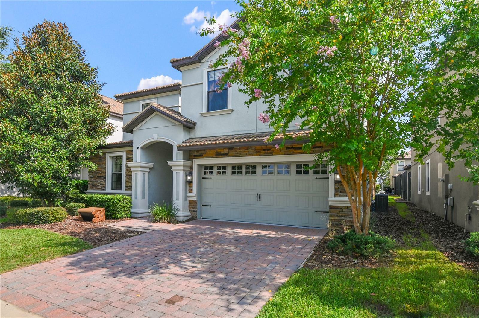 Property Photo: 1435 Moon Valley Drive FL 33896