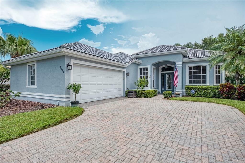 Property Photo:  5120 Highbury Circle  FL 34238 