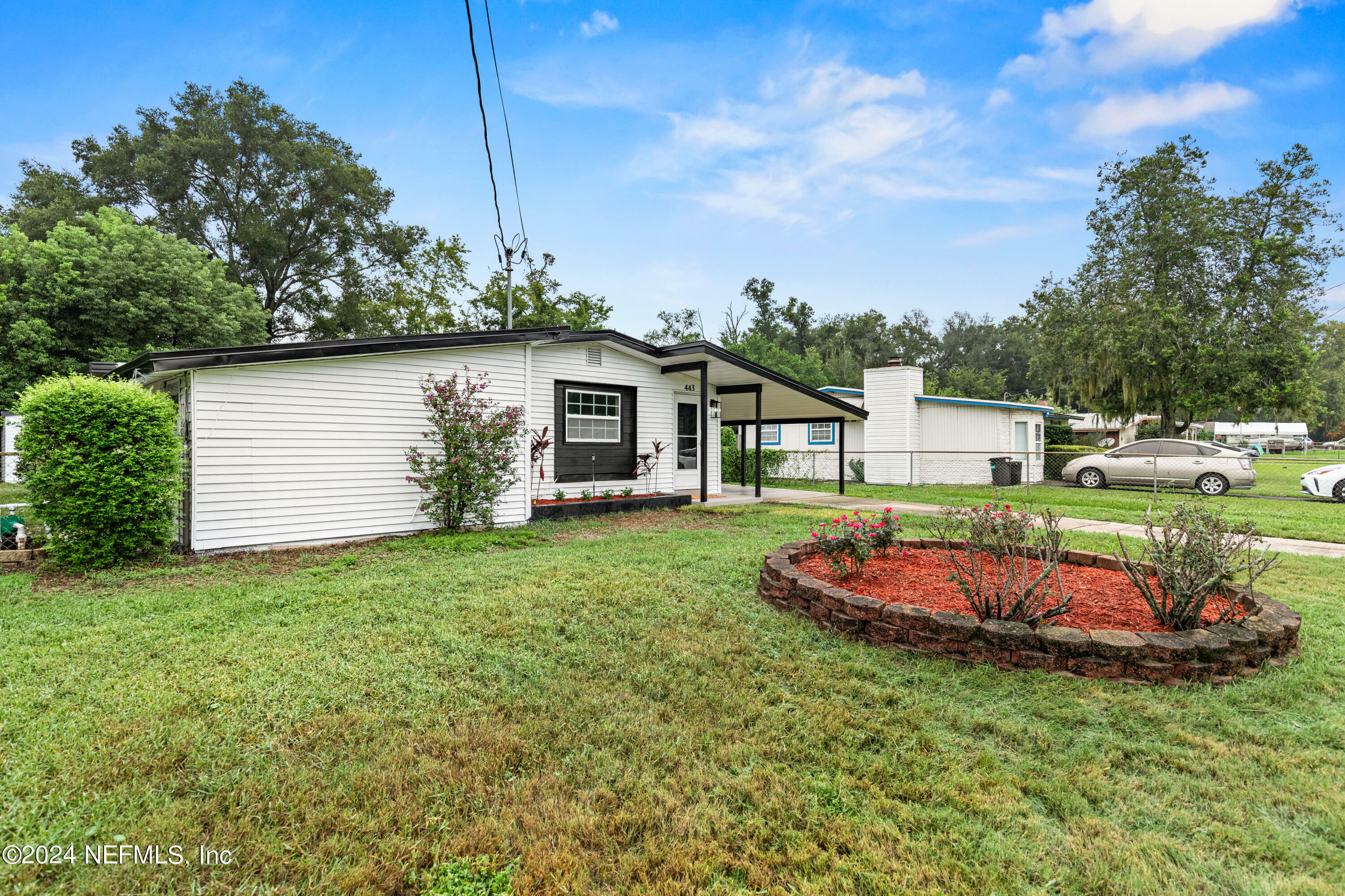 Property Photo:  443 W Clermont Drive  FL 32073 