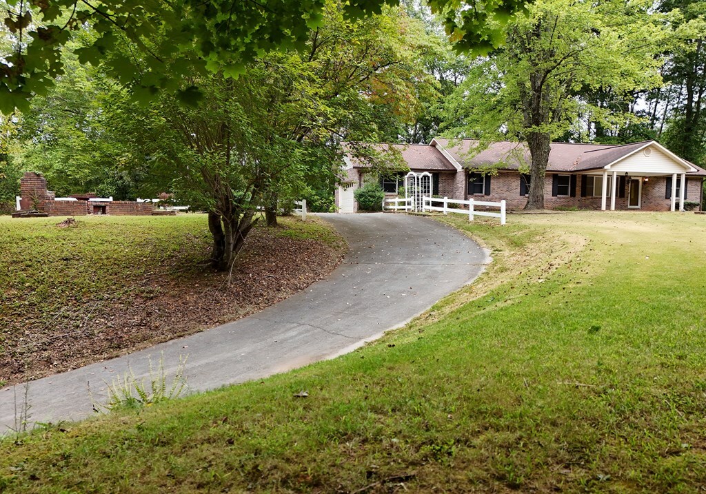 Property Photo:  920 Mineral Bluff Hwy  GA 30555 