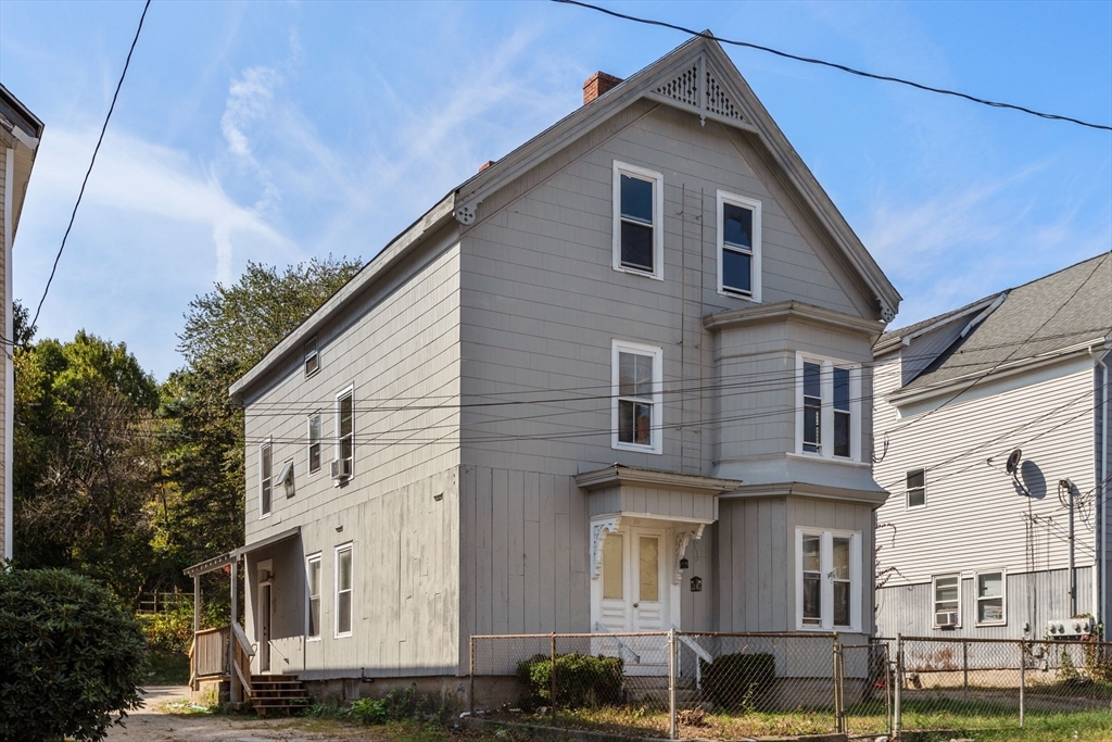 Property Photo:  84 Hope Street  MA 01529 