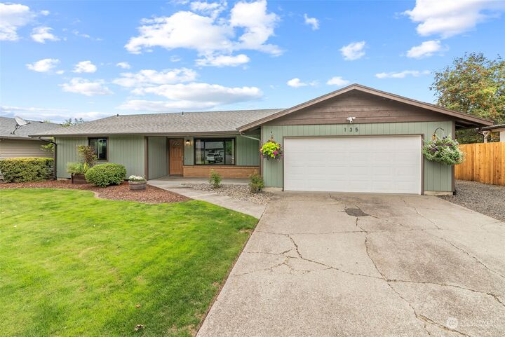 Property Photo: 135 Alameda Drive WA 98626
