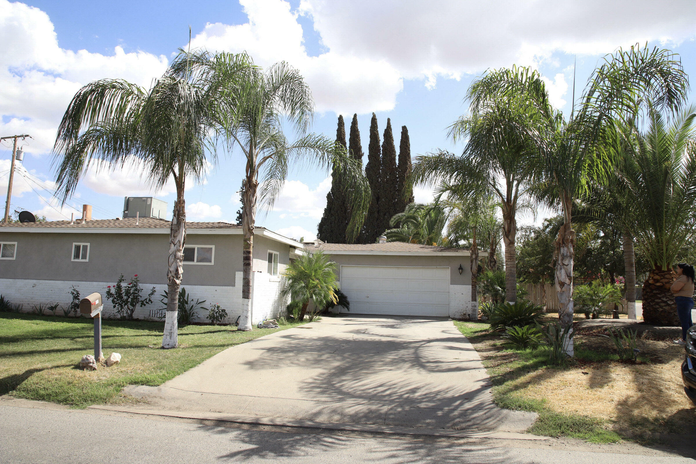 Property Photo:  1683 Tomah Avenue  CA 93257 