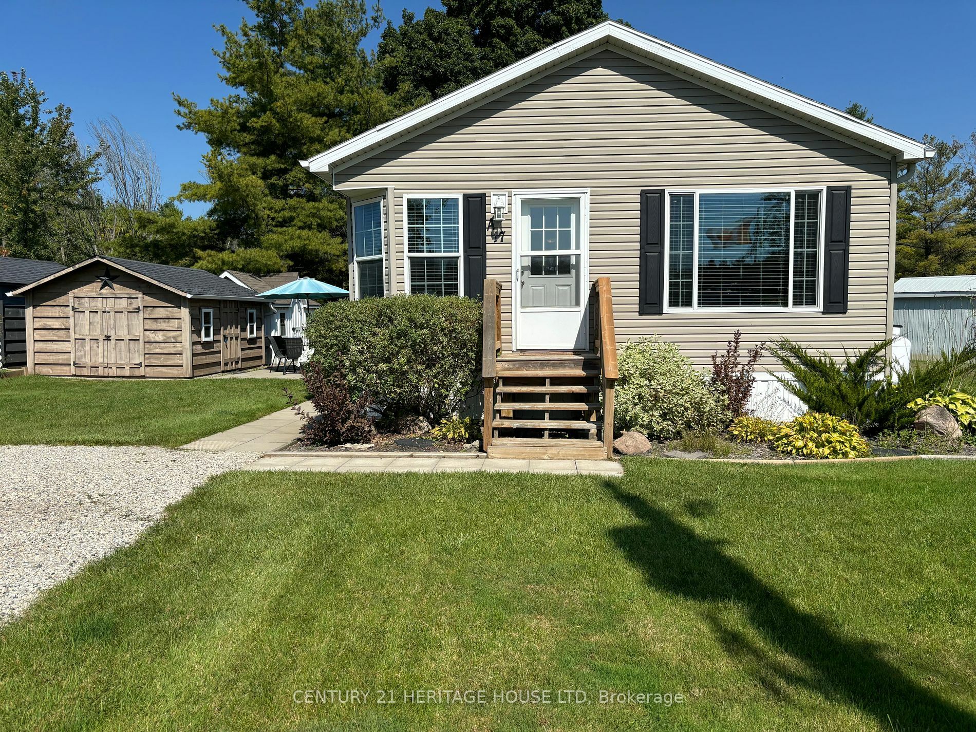 Property Photo:  4838 Switzer Dr W A17  ON N0L 1A0 