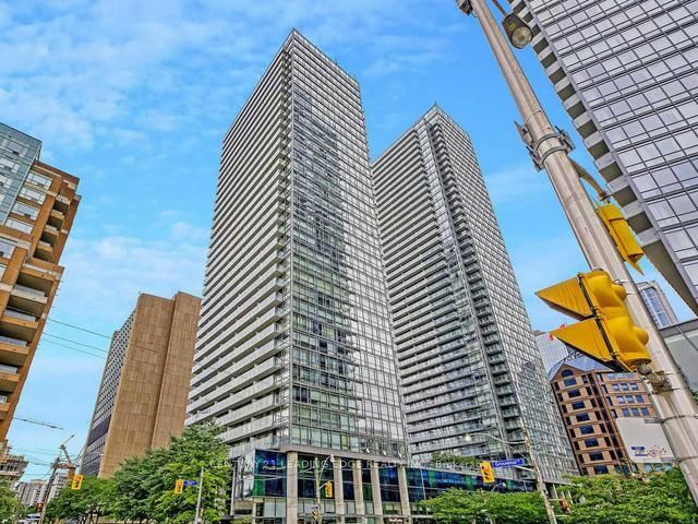 37 Grosvenor St 1401  Toronto ON M4Y 3G5 photo