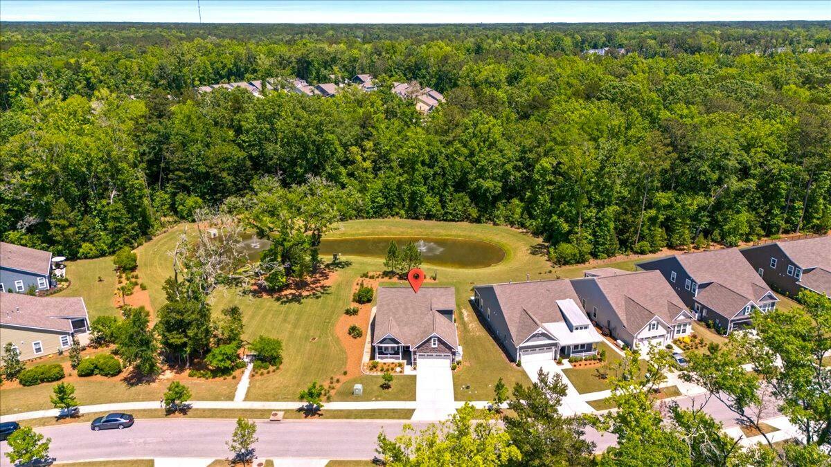 Property Photo:  1110 Old Field Drive  SC 29483 