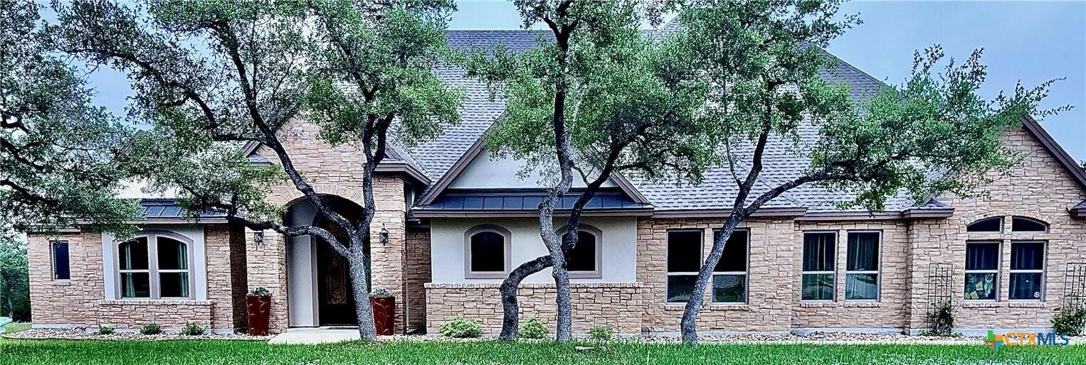 Property Photo: 1194 Vaquero Way TX 78676