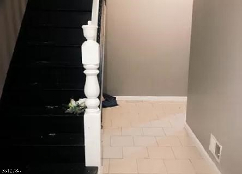 Property Photo:  162 S 11th St  NJ 07107 