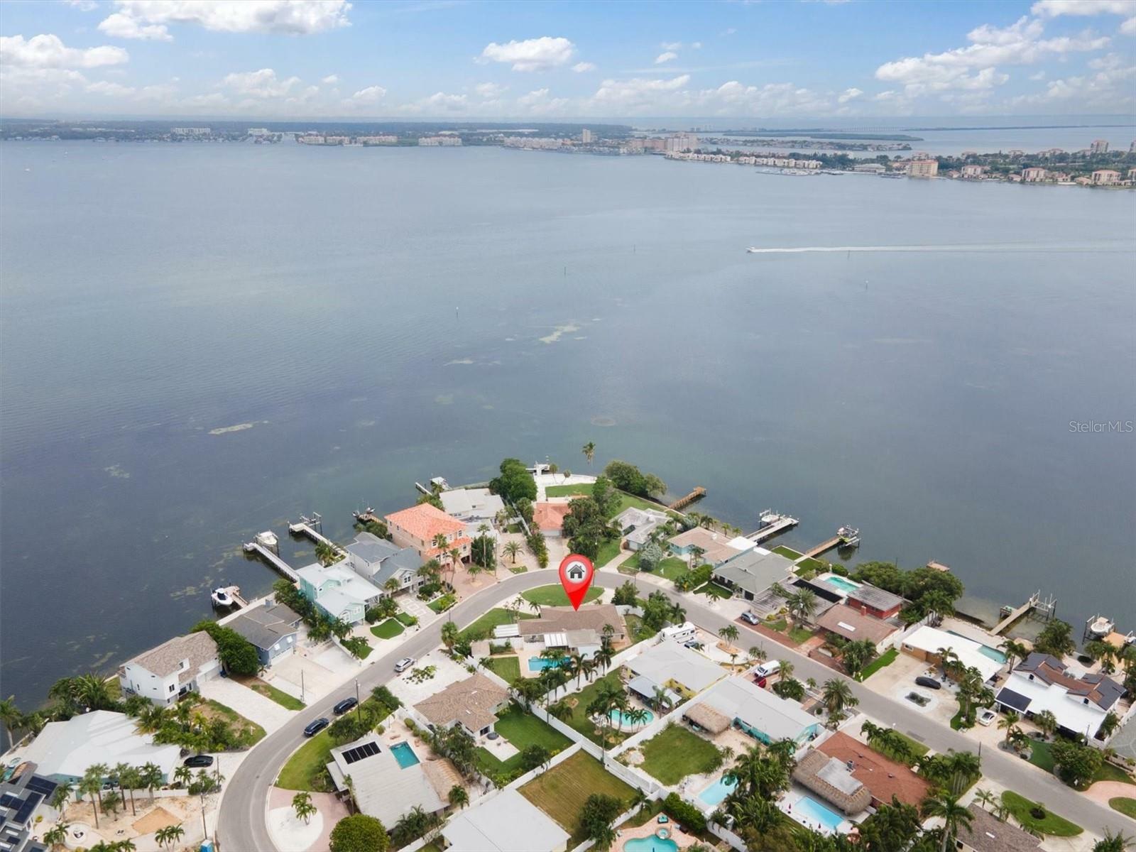 Property Photo:  911 Boca Ciega Isle Drive  FL 33706 