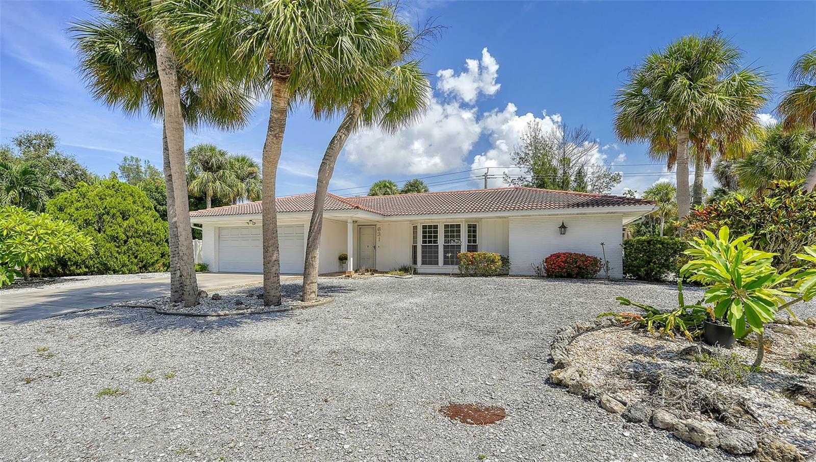 Property Photo:  631 Venice Lane  FL 34242 