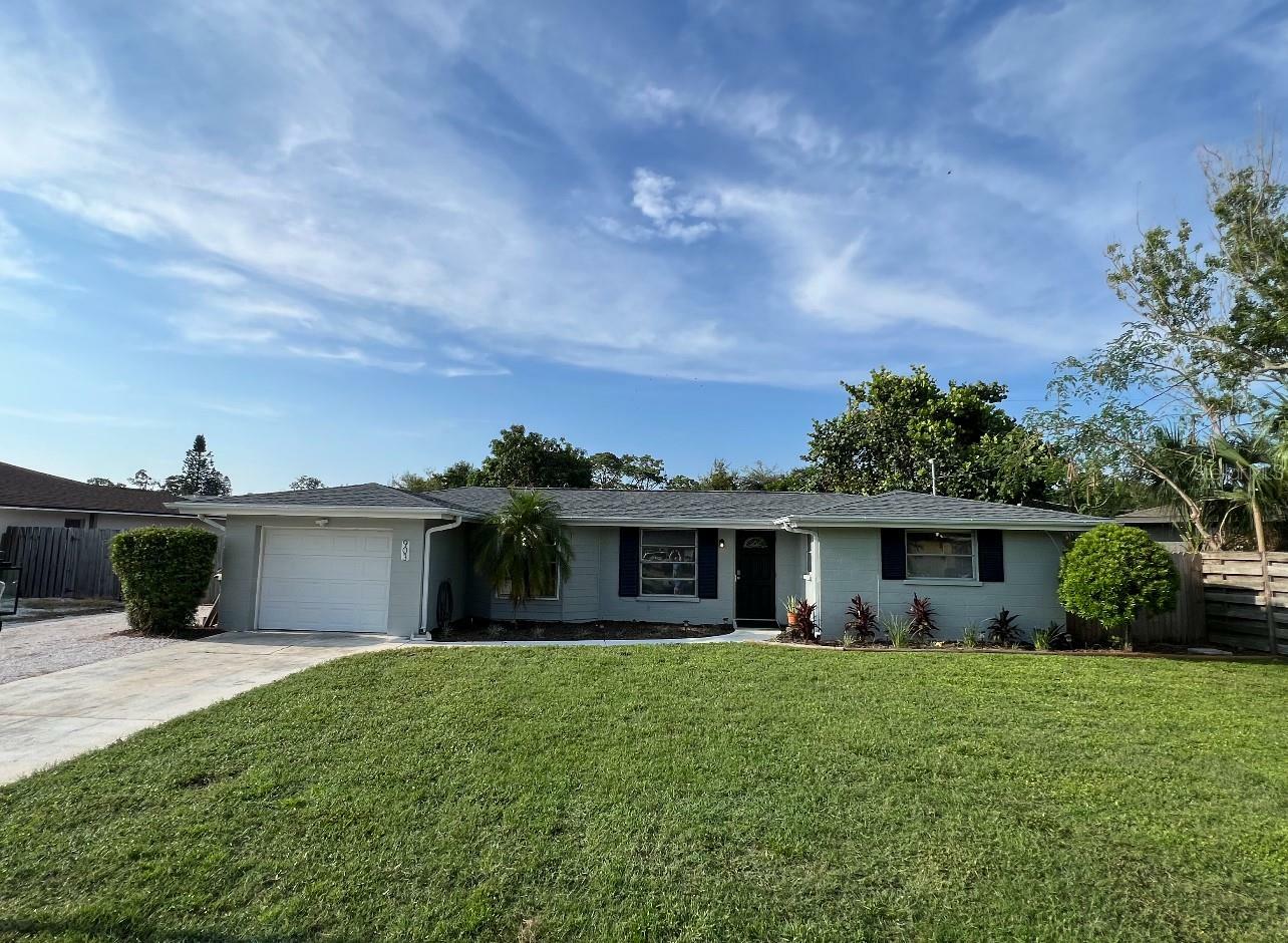 Property Photo:  903 67th Avenue Terrace W  FL 34207 