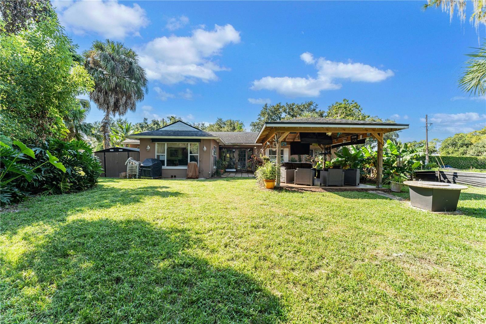 Property Photo:  2201 Kindel Avenue  FL 32789 