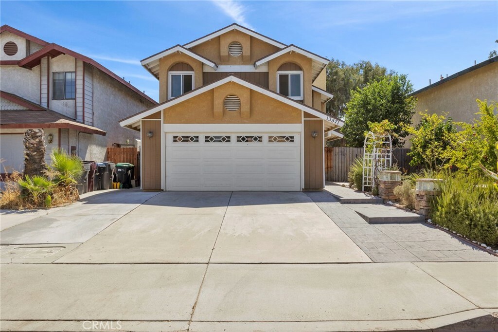 Property Photo:  13571 Red Mahogany Drive  CA 92553 