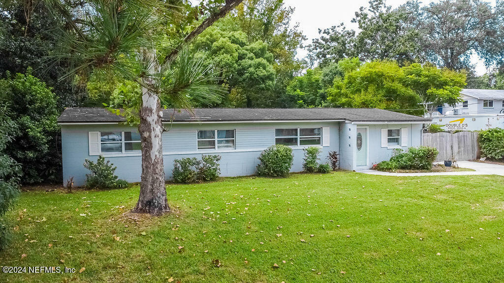 Property Photo:  3134 Hampton Avenue E  FL 32216 