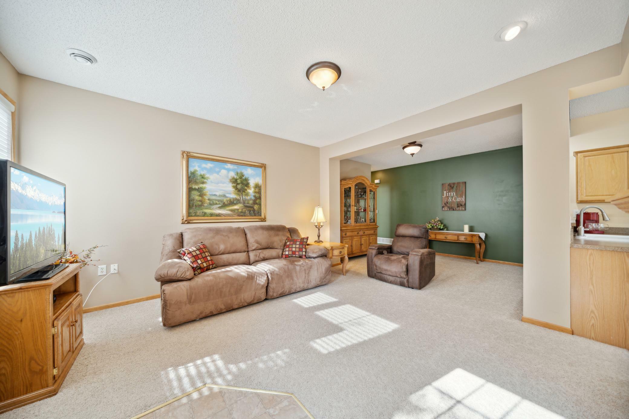 Property Photo:  474 Hayes Drive  MN 55033 