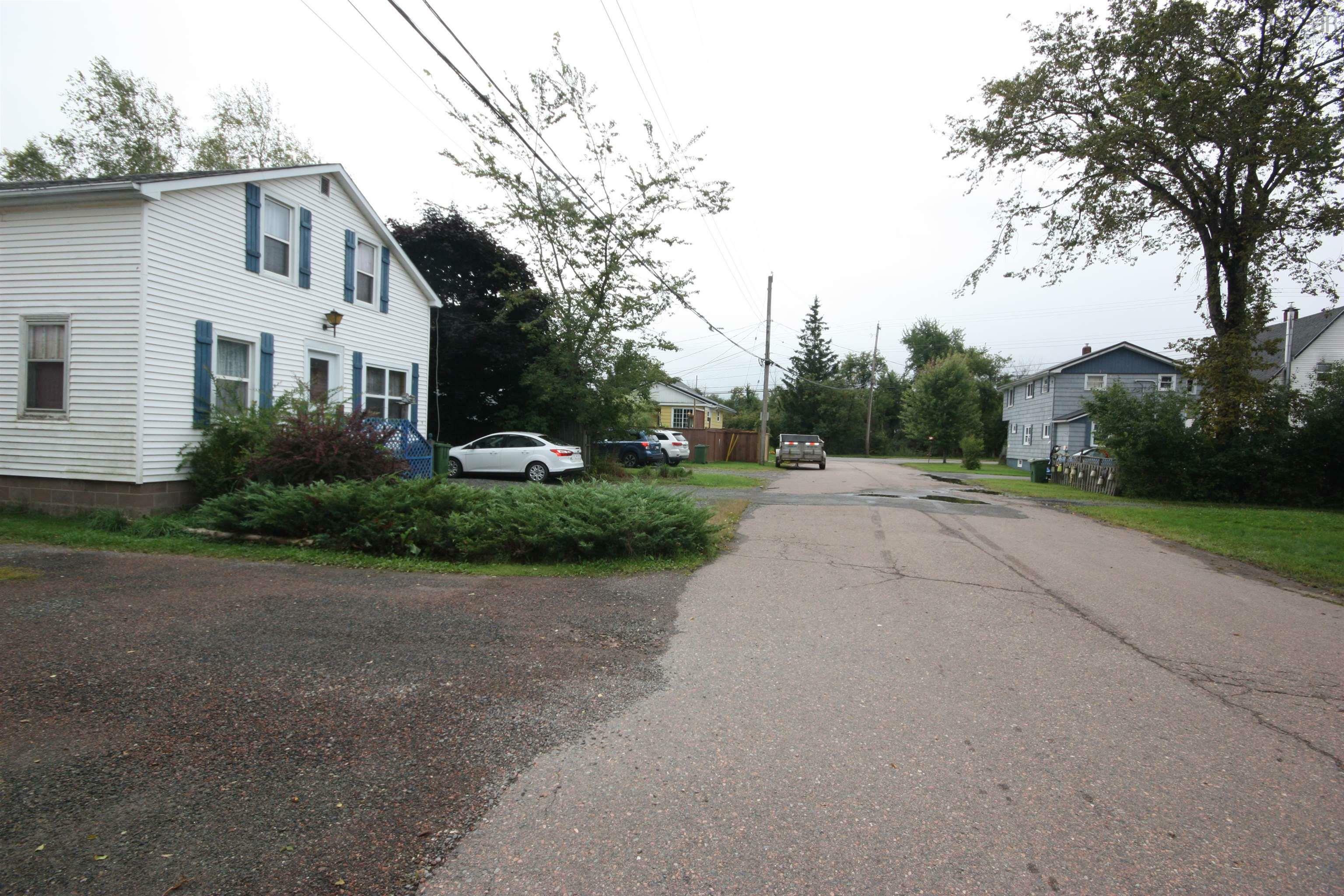 Property Photo:  20 Elizabeth Street  NS B2N 4N6 