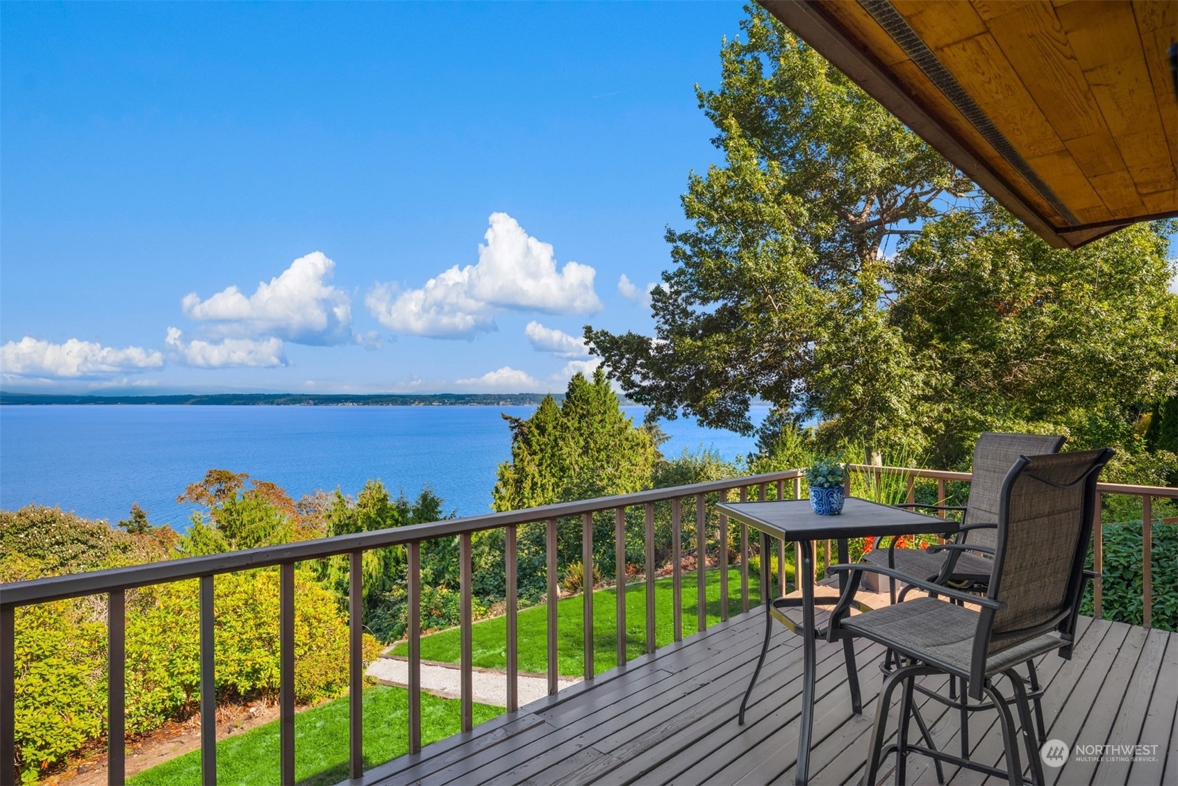 Property Photo:  1843 Cascade View Drive  WA 98282 