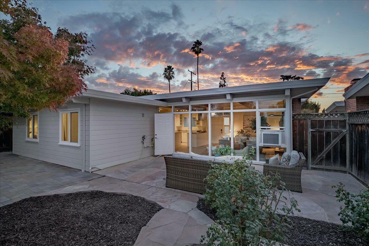 Property Photo:  576 Morse Avenue  CA 94085 