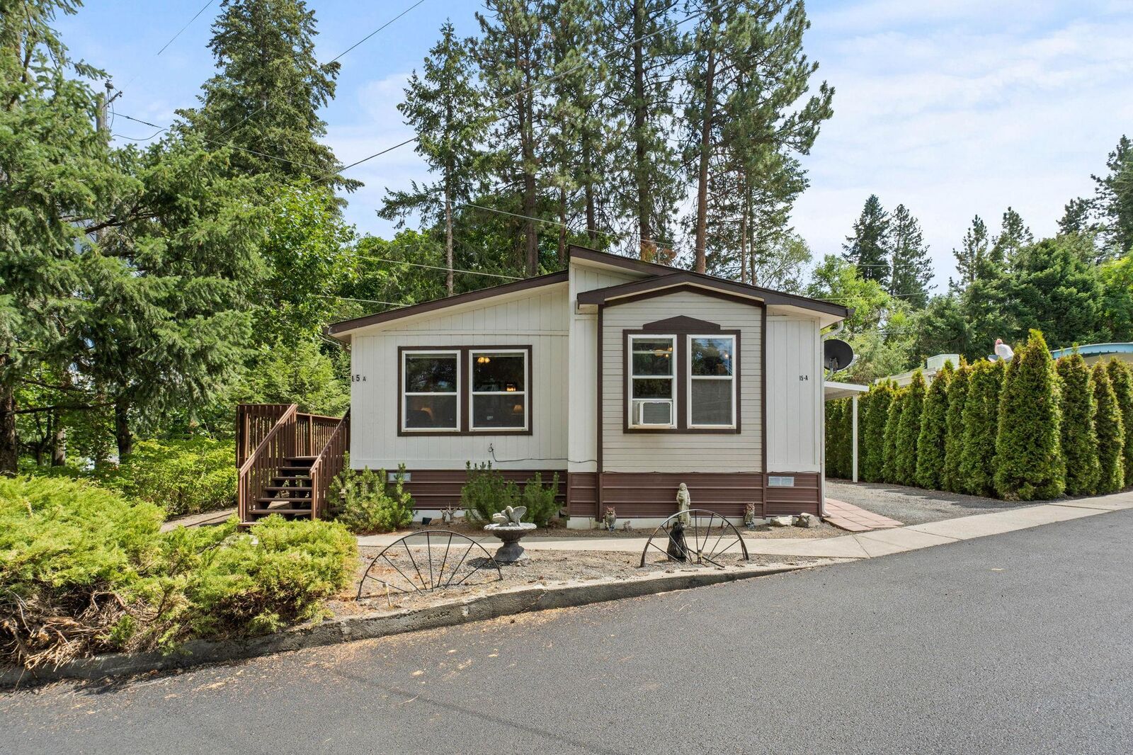 Property Photo:  3803 W Greenwood Rd #15-A  WA 99224 
