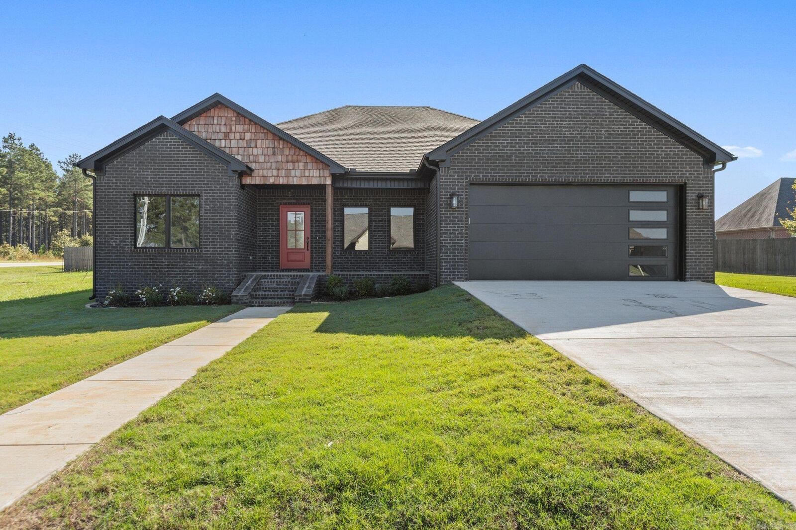 Property Photo:  2 Westbrooke Drive  AR 72150 