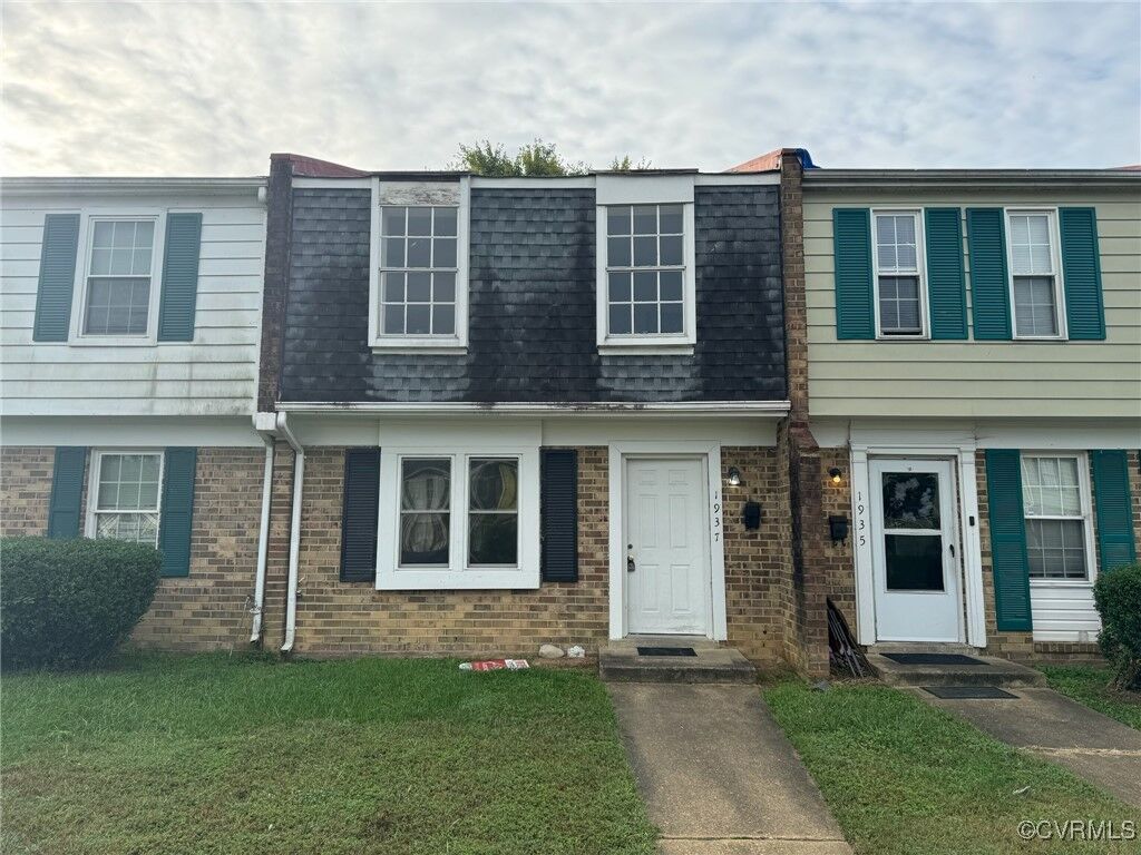 Property Photo:  1937 Repp Circle  VA 23075 